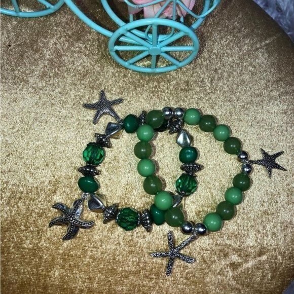 Green Beads Bracelet with‎ Starfish charm - Picture 3 of 5